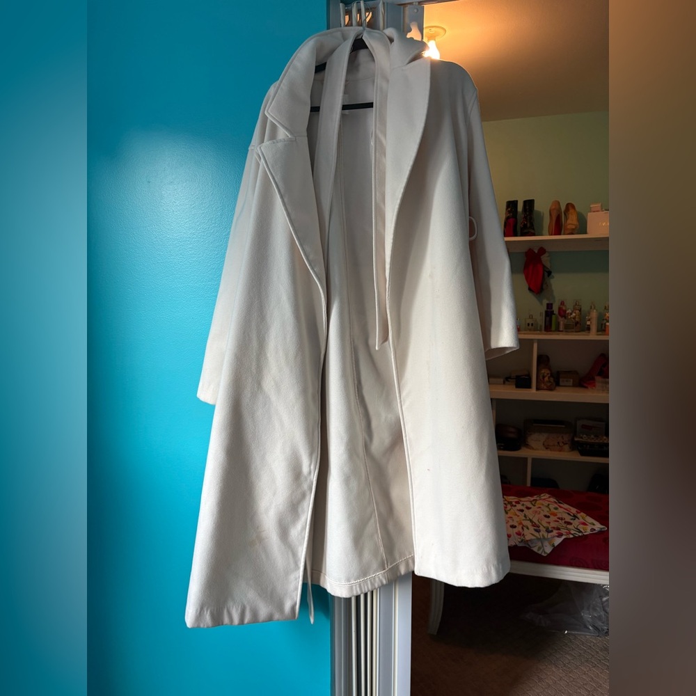 H&M Off white blanket coat